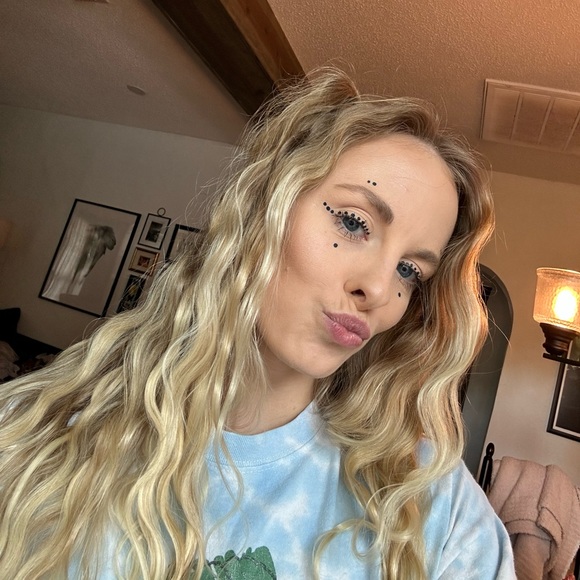 emilyandrews163